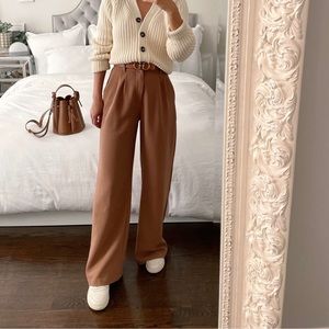 A&F Tailored Wide Leg Pant